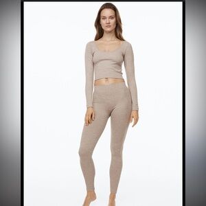 H&M Taupe thermolite Crop Top only